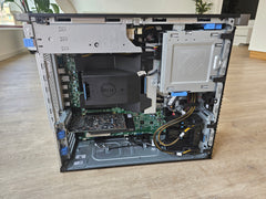 Dell Precision T5820 32GB DDR4 Intel Xeon W-2235 1TB