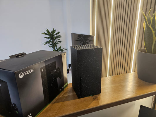 Microsoft Xbox Series X 2 TB Galaxy Black Special Edition  ohne Controller Neuwertig