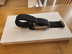 Apple Watch Ultra 3 Titan Natural Alpine Loop Blue M Sehr Gut
